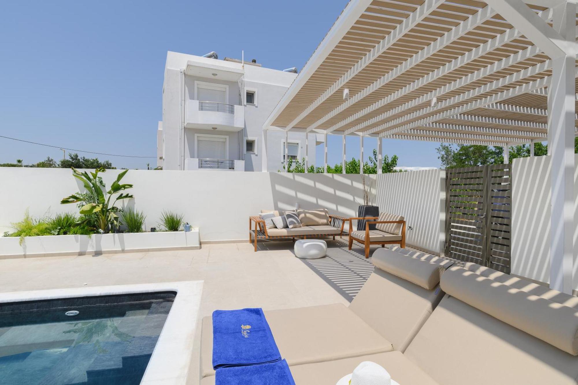 Villa Mylos Luxury Escape *