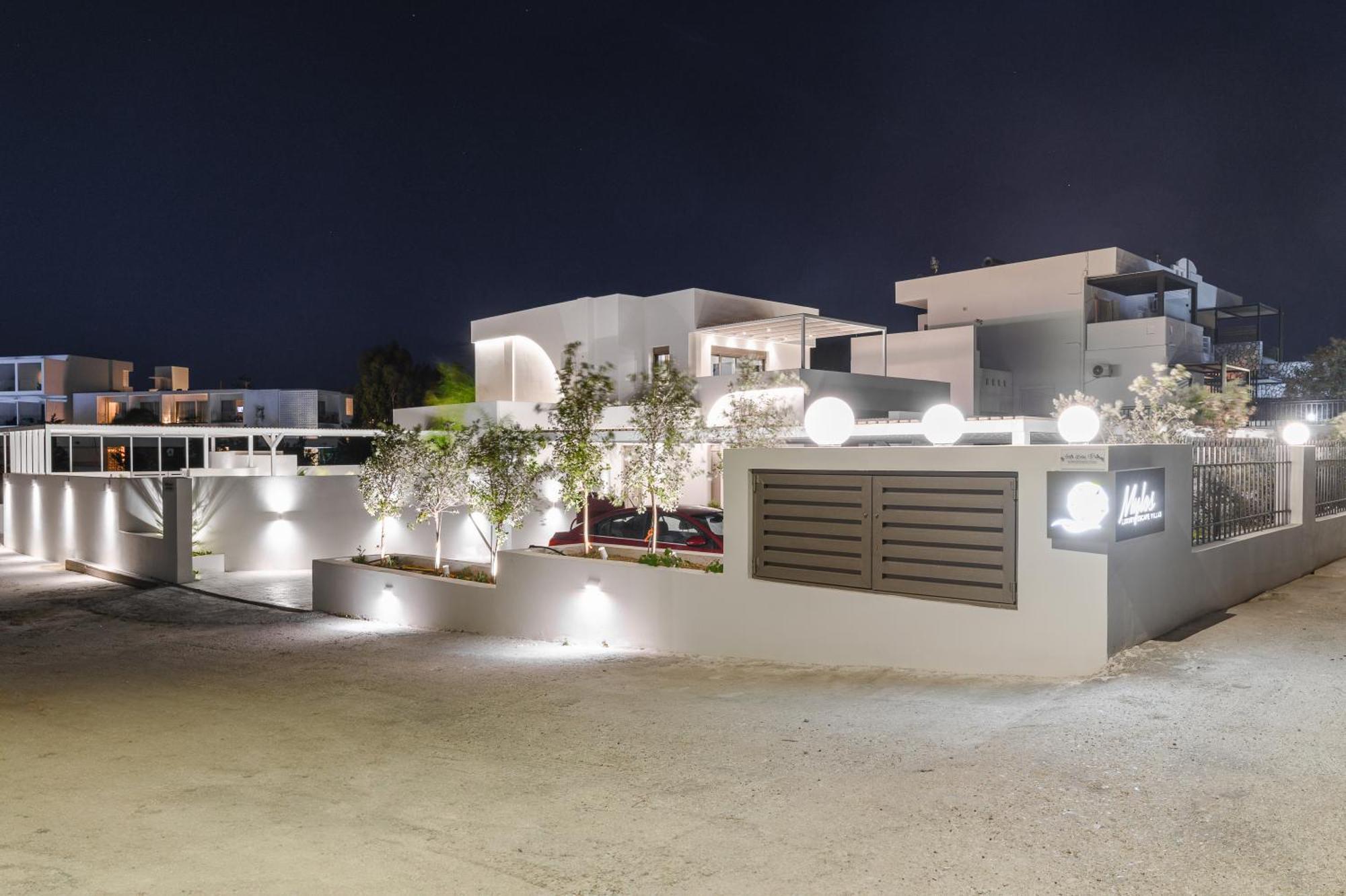 Mylos Luxury Escape *