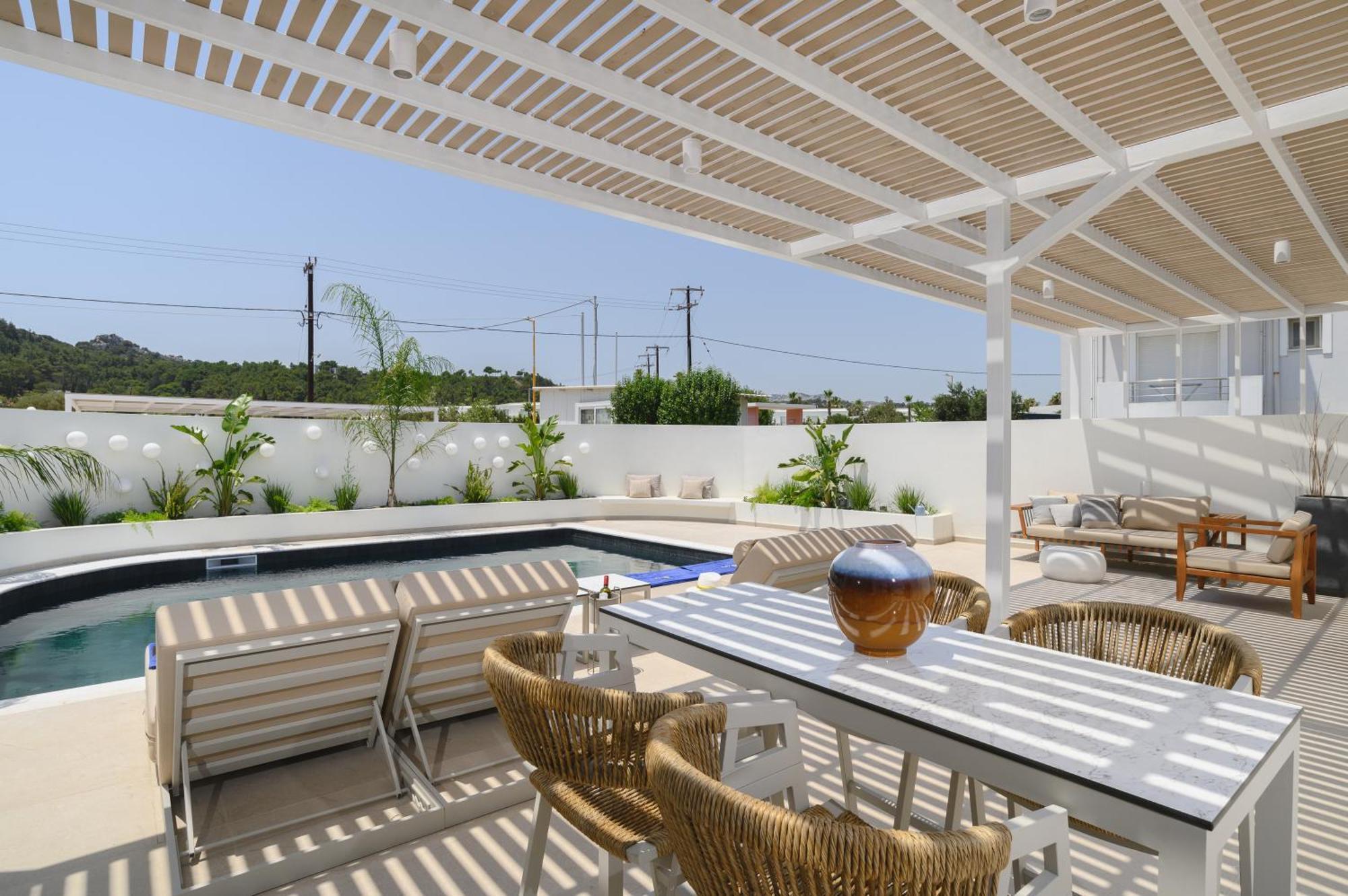Mylos Luxury Escape Villa
